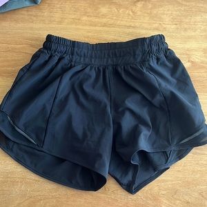 Lululemon Track That shorts 3”